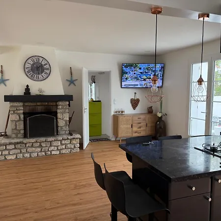 Villayam Maison Vue Sur Avec Piscine 10m Chauffée Classée 3 étoiles *