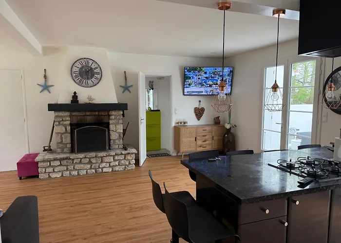 Villayam Maison Vue Sur Avec Piscine 10m Chauffée Classée 3 étoiles *